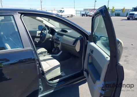 2010 Ford Focus Se из США, поврежденный, VIN 1FAHP3FN9AW217991